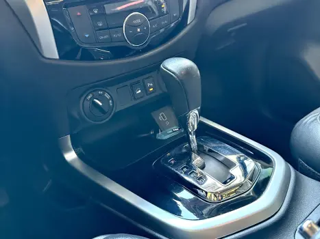 NISSAN Frontier 2.3 16V XE 4X4 CABINE DUPLA BI-TURBO DIESEL AUTOM�TICO, Foto 23