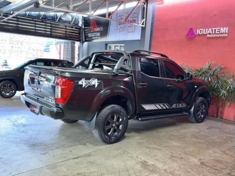 NISSAN Frontier 2.3 ATTACK CABINE DUPLA 4X4 BI-TURBO DIESEL AUTOMTICO, Foto 2