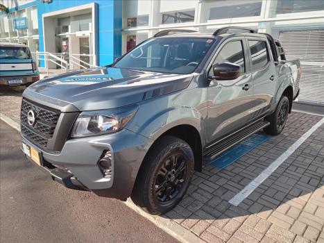 NISSAN Frontier 2.3 ATTACK CABINE DUPLA 4X4 BI-TURBO DIESEL AUTOMÁTICO, Foto 3 NISSAN Frontier 2.3 ATTACK CABINE DUPLA 4X4 BI-TURBO DIESEL AUTOMÁTICO, Foto 3