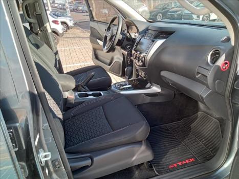 NISSAN Frontier 2.3 ATTACK CABINE DUPLA 4X4 BI-TURBO DIESEL AUTOMÁTICO, Foto 10 NISSAN Frontier 2.3 ATTACK CABINE DUPLA 4X4 BI-TURBO DIESEL AUTOMÁTICO, Foto 10