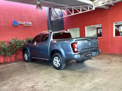 NISSAN Frontier 2.3 16V XE 4X4 CABINE DUPLA BI-TURBO DIESEL AUTOM�TICO, Foto 20
