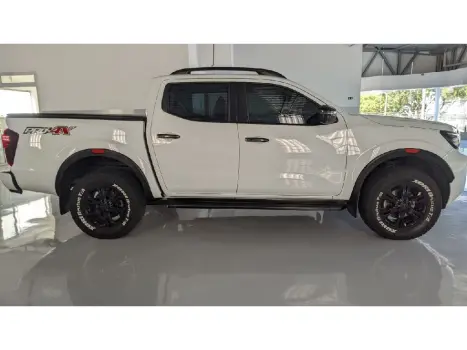 NISSAN Frontier 2.3 16V PRO4X CABINE DUPLA 4X4 BI-TURBO DIESEL AUTOMTICO, Foto 4