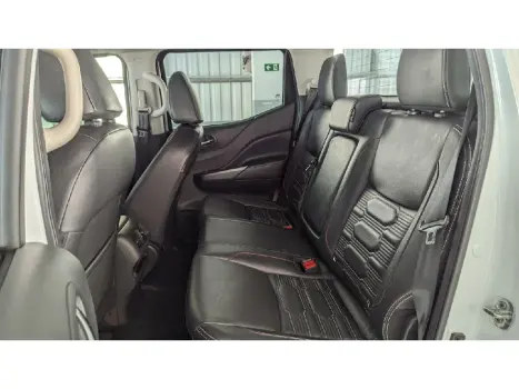 NISSAN Frontier 2.3 16V PRO4X CABINE DUPLA 4X4 BI-TURBO DIESEL AUTOMTICO, Foto 9