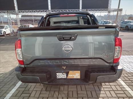 NISSAN Frontier 2.3 ATTACK CABINE DUPLA 4X4 BI-TURBO DIESEL AUTOMTICO, Foto 4