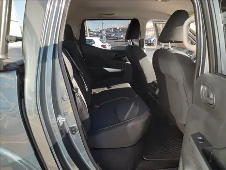 NISSAN Frontier 2.3 ATTACK CABINE DUPLA 4X4 BI-TURBO DIESEL AUTOMTICO, Foto 11