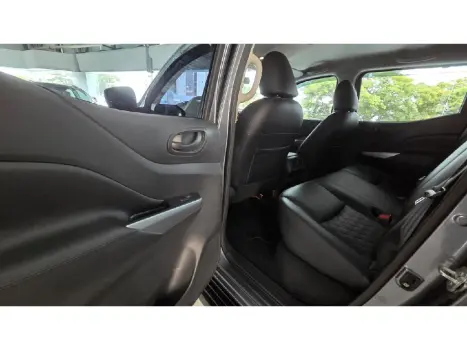 NISSAN Frontier 2.3 ATTACK CABINE DUPLA BI-TURBO DIESEL AUTOM�TICO, Foto 9