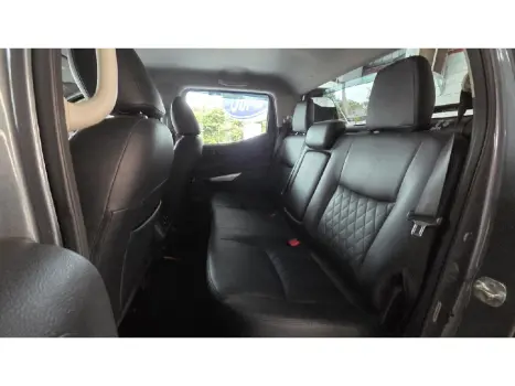 NISSAN Frontier 2.3 ATTACK CABINE DUPLA BI-TURBO DIESEL AUTOM�TICO, Foto 10