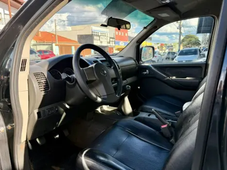 NISSAN Frontier 2.3 16V S 4X4 CABINE DUPLA BI-TURBO DIESEL, Foto 4