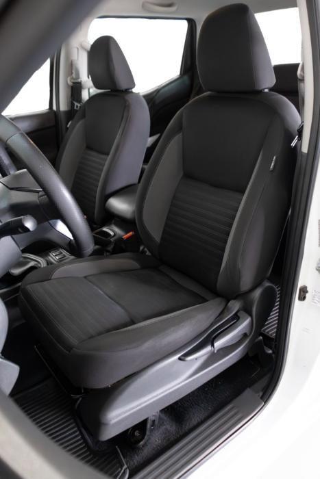 NISSAN Frontier 2.3 16V S 4X4 CABINE DUPLA BI-TURBO DIESEL, Foto 8