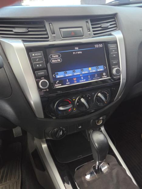 NISSAN Frontier 2.3 ATTACK CABINE DUPLA 4X4 BI-TURBO DIESEL AUTOM�TICO, Foto 8