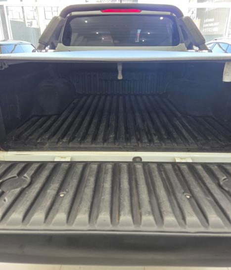 NISSAN Frontier 2.3 ATTACK CABINE DUPLA 4X4 BI-TURBO DIESEL AUTOM�TICO, Foto 9