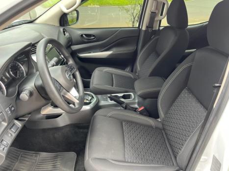 NISSAN Frontier 2.3 ATTACK CABINE DUPLA 4X4 BI-TURBO DIESEL AUTOM�TICO, Foto 7