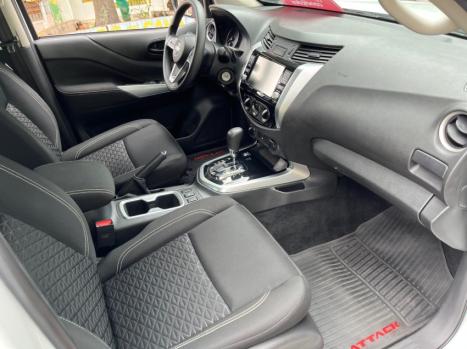NISSAN Frontier 2.3 ATTACK CABINE DUPLA 4X4 BI-TURBO DIESEL AUTOM�TICO, Foto 8