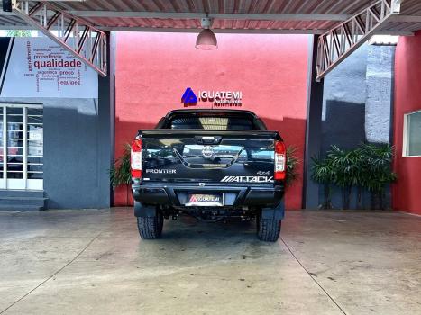 NISSAN Frontier 2.3 ATTACK CABINE DUPLA 4X4 BI-TURBO DIESEL AUTOM�TICO, Foto 3