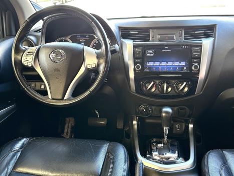 NISSAN Frontier 2.3 ATTACK CABINE DUPLA 4X4 BI-TURBO DIESEL AUTOM�TICO, Foto 8