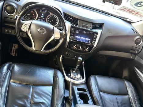 NISSAN Frontier 2.3 ATTACK CABINE DUPLA 4X4 BI-TURBO DIESEL AUTOM�TICO, Foto 13