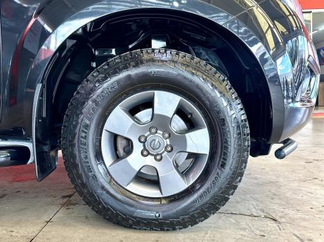 NISSAN Frontier 2.3 ATTACK CABINE DUPLA 4X4 BI-TURBO DIESEL AUTOM�TICO, Foto 23