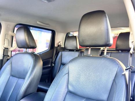 NISSAN Frontier 2.3 16V XE 4X4 CABINE DUPLA BI-TURBO DIESEL AUTOM�TICO, Foto 7