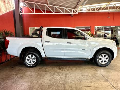 NISSAN Frontier 2.3 16V XE 4X4 CABINE DUPLA BI-TURBO DIESEL AUTOM�TICO, Foto 18