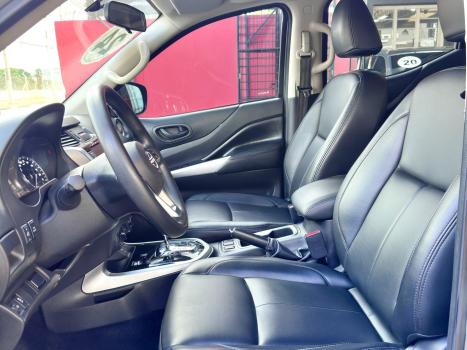 NISSAN Frontier 2.3 16V SE 4X4 CABINE DUPLA BI-TURBO DIESEL AUTOM�TICO, Foto 9
