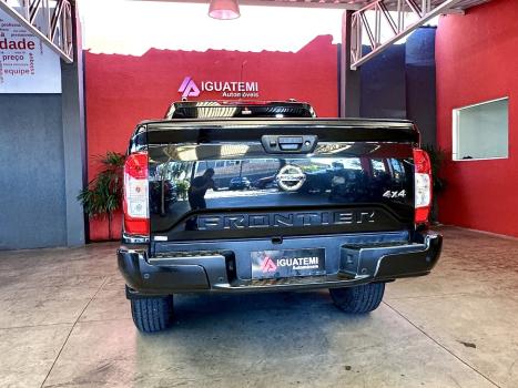 NISSAN Frontier 2.3 ATTACK CABINE DUPLA 4X4 BI-TURBO DIESEL AUTOM�TICO, Foto 5