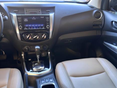 NISSAN Frontier 2.3 ATTACK CABINE DUPLA 4X4 BI-TURBO DIESEL AUTOM�TICO, Foto 14