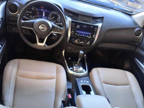 NISSAN Frontier 2.3 ATTACK CABINE DUPLA 4X4 BI-TURBO DIESEL AUTOM�TICO, Foto 16