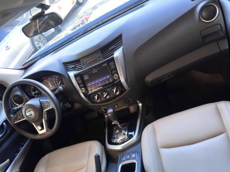 NISSAN Frontier 2.3 ATTACK CABINE DUPLA 4X4 BI-TURBO DIESEL AUTOM�TICO, Foto 18