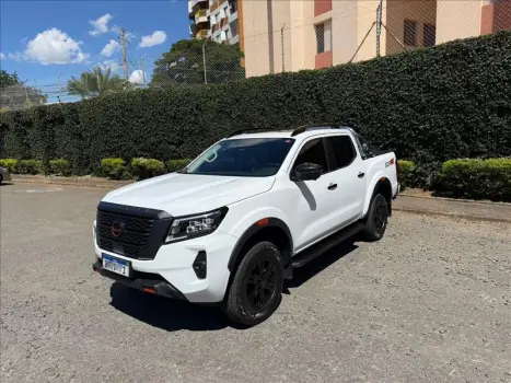 NISSAN Frontier 2.3 16V PRO4X CABINE DUPLA 4X4 BI-TURBO DIESEL AUTOM�TICO, Foto 3