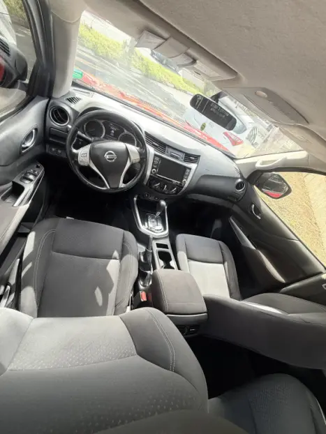 NISSAN Frontier 2.3 ATTACK CABINE DUPLA 4X4 BI-TURBO DIESEL AUTOM�TICO, Foto 6