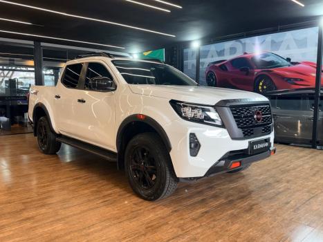 NISSAN Frontier 2.3 16V PRO4X CABINE DUPLA 4X4 BI-TURBO DIESEL AUTOM�TICO, Foto 3