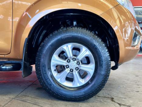 NISSAN Frontier 2.3 16V LE 4X4 CABINE DUPLA BI-TURBO DIESEL AUTOM�TICO, Foto 12