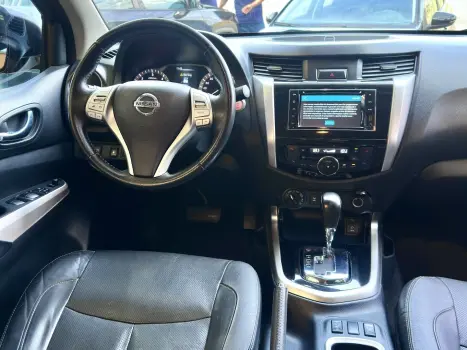 NISSAN Frontier 2.3 16V LE 4X4 CABINE DUPLA BI-TURBO DIESEL AUTOM�TICO, Foto 21