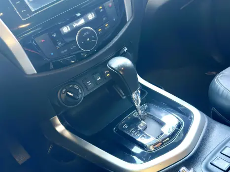 NISSAN Frontier 2.3 16V LE 4X4 CABINE DUPLA BI-TURBO DIESEL AUTOM�TICO, Foto 22