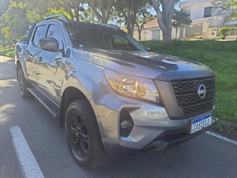 NISSAN Frontier 2.3 ATTACK CABINE DUPLA 4X4 BI-TURBO DIESEL AUTOM�TICO, Foto 2