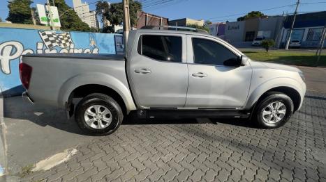 NISSAN Frontier 2.3 16V LE 4X4 CABINE DUPLA BI-TURBO DIESEL AUTOM�TICO, Foto 5
