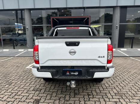 NISSAN Frontier 2.3 ATTACK CABINE DUPLA 4X4 BI-TURBO DIESEL AUTOM�TICO, Foto 6