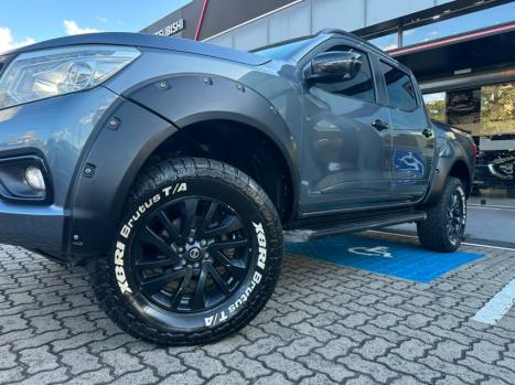 NISSAN Frontier 2.3 16V LE 4X4 CABINE DUPLA BI-TURBO DIESEL AUTOM�TICO, Foto 2