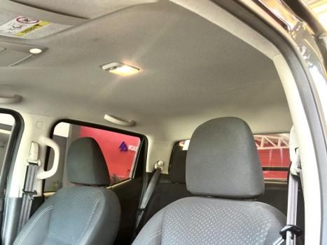 NISSAN Frontier 2.3 ATTACK CABINE DUPLA 4X4 BI-TURBO DIESEL AUTOM�TICO, Foto 3