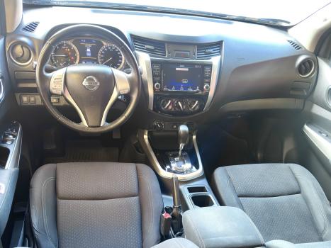 NISSAN Frontier 2.3 ATTACK CABINE DUPLA 4X4 BI-TURBO DIESEL AUTOM�TICO, Foto 14