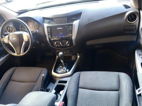 NISSAN Frontier 2.3 ATTACK CABINE DUPLA 4X4 BI-TURBO DIESEL AUTOM�TICO, Foto 16