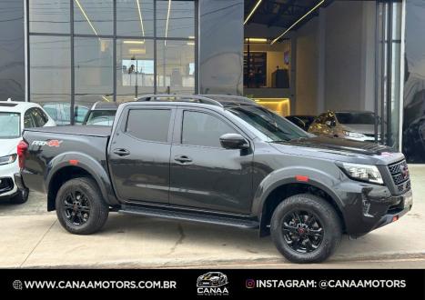 NISSAN Frontier 2.3 16V PRO4X CABINE DUPLA 4X4 BI-TURBO DIESEL AUTOM�TICO, Foto 3
