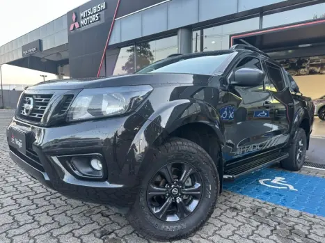 NISSAN Frontier 2.3 ATTACK CABINE DUPLA 4X4 BI-TURBO DIESEL AUTOM�TICO, Foto 2