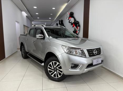 NISSAN Frontier 2.3 16V LE 4X4 CABINE DUPLA BI-TURBO DIESEL AUTOM�TICO, Foto 2