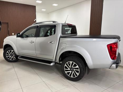 NISSAN Frontier 2.3 16V LE 4X4 CABINE DUPLA BI-TURBO DIESEL AUTOM�TICO, Foto 3
