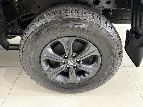 NISSAN Frontier 2.3 16V LE 4X4 CABINE DUPLA BI-TURBO DIESEL AUTOMÁTICO, Foto 13