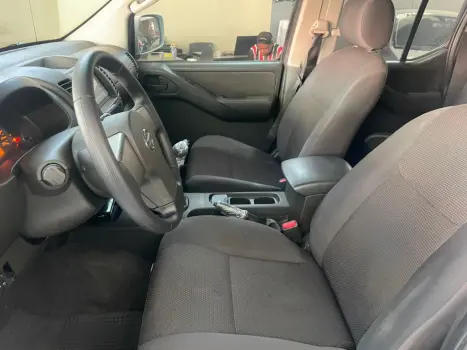 NISSAN Frontier 2.5 XE 4X4 TURBO DIESEL CABINE DUPLA, Foto 9