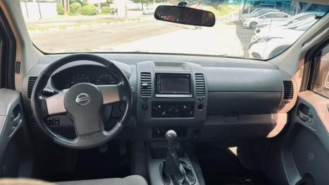NISSAN Frontier 2.5 XE 4X4 TURBO DIESEL CABINE DUPLA, Foto 10