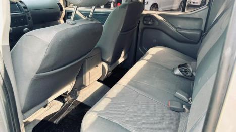 NISSAN Frontier 2.5 XE 4X4 TURBO DIESEL CABINE DUPLA, Foto 12