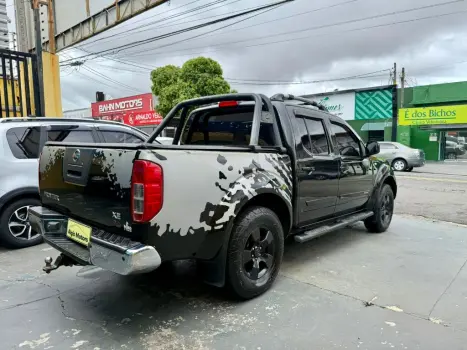 NISSAN Frontier 2.5 XE 4X4 TURBO DIESEL CABINE DUPLA, Foto 11